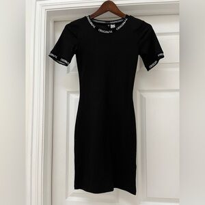 Divided by H&M Short-Sleeved Fitted Black Jersey Dress